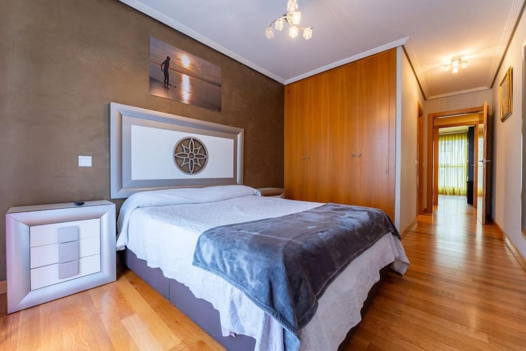 Apartamento En El Corazon De La Ciudad Con Parking サンタンデール エクステリア 写真