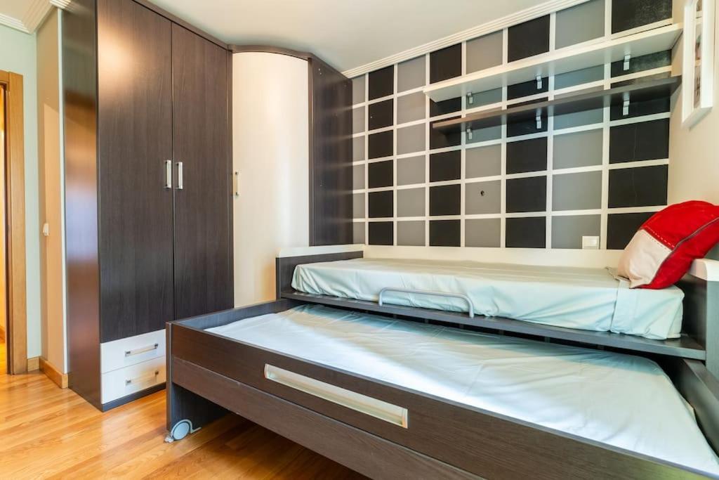 Apartamento En El Corazon De La Ciudad Con Parking サンタンデール エクステリア 写真