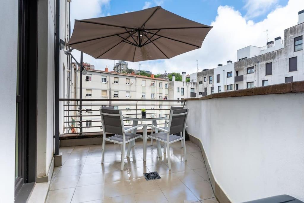 Apartamento En El Corazon De La Ciudad Con Parking サンタンデール エクステリア 写真